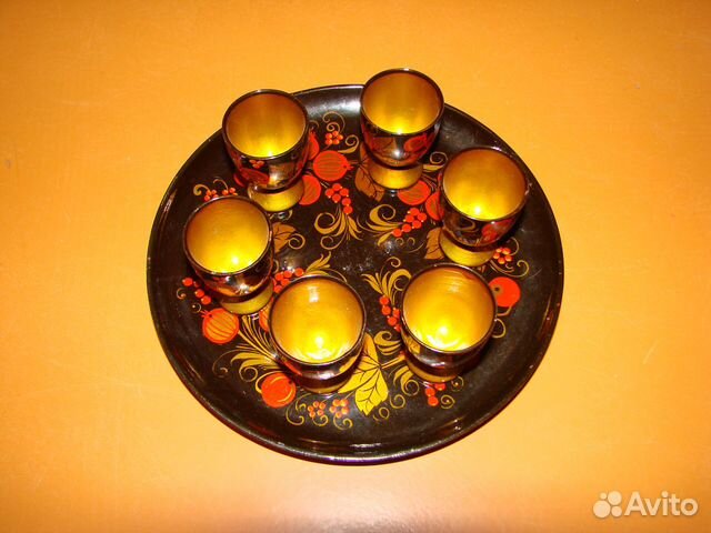 Поднос с рюмками деревянный декоративный. Хохлома