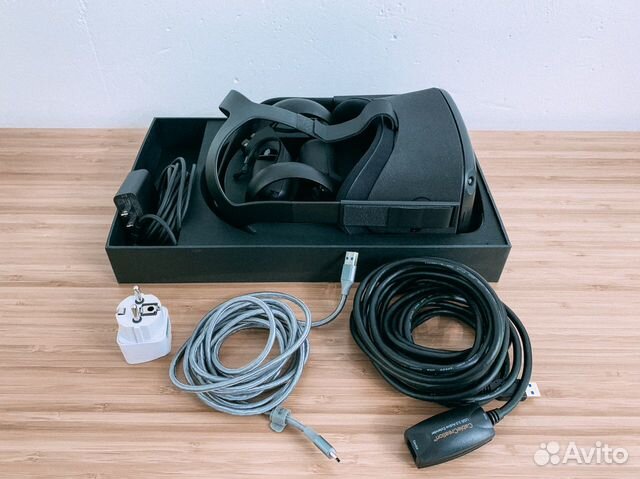 Oculus Quest 64Гб