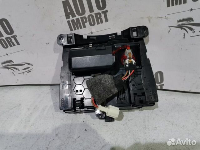 Пепельница Audi Q5 8R calb 2009