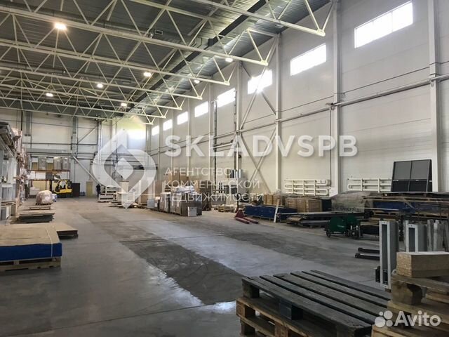 Современный склад в Шушарах, 1000 м²