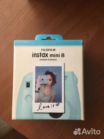 Плёночный фотоаппарат instax mini 8 Плёночный фотоаппарат instax mini 8