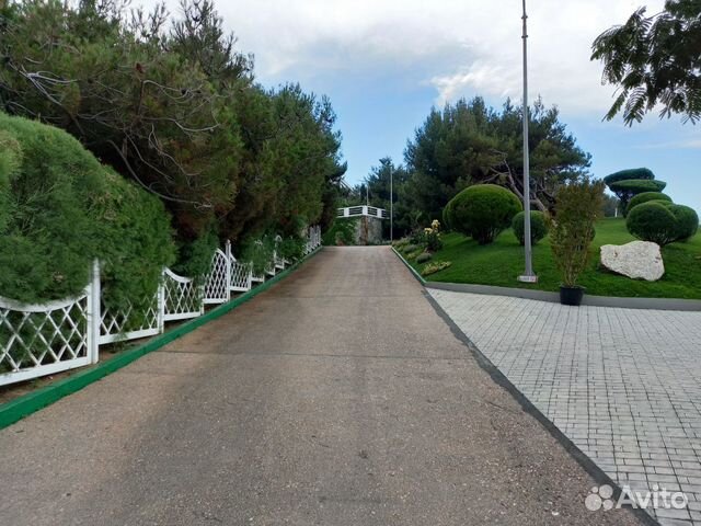 Дом 320 м² на участке 8 сот.