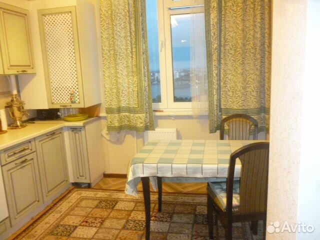 1-к квартира, 40 м², 7/10 эт.