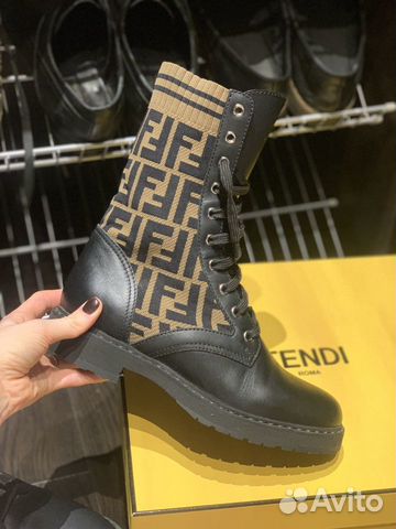 Ботинки fendi оригинал Ботинки fendi оригинал