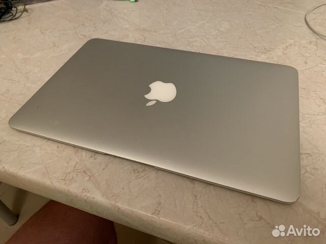 Apple MacBook Air late 2010 Apple MacBook Air late 2010