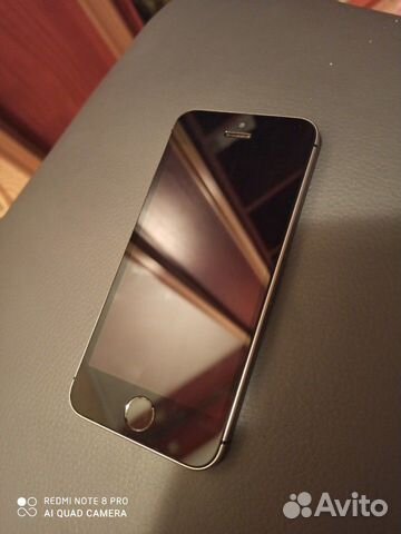 Телефон iPhone se (32 gb) Телефон iPhone se (32 gb)