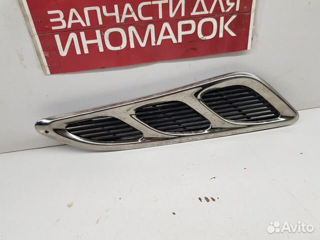 Накладка на крыло передняя правая (Infiniti QX56) Накладка на крыло передняя правая (Infiniti QX56)