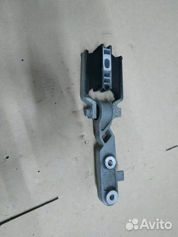 Volvo XC90 2015- XC60 опора двигателя хс90