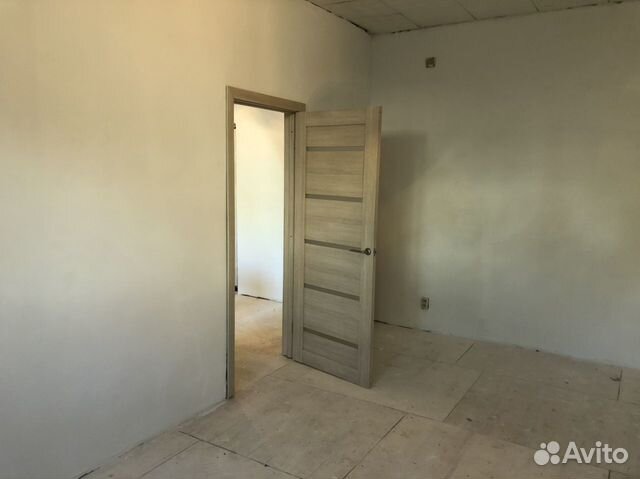 2-к квартира, 58 м², 1/4 эт.