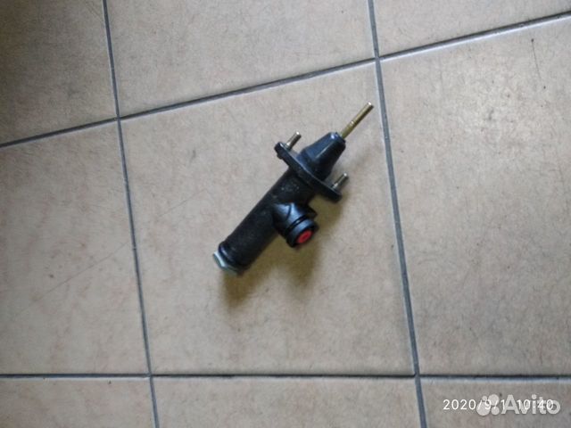 Главный тормозной цилиндр Луаз