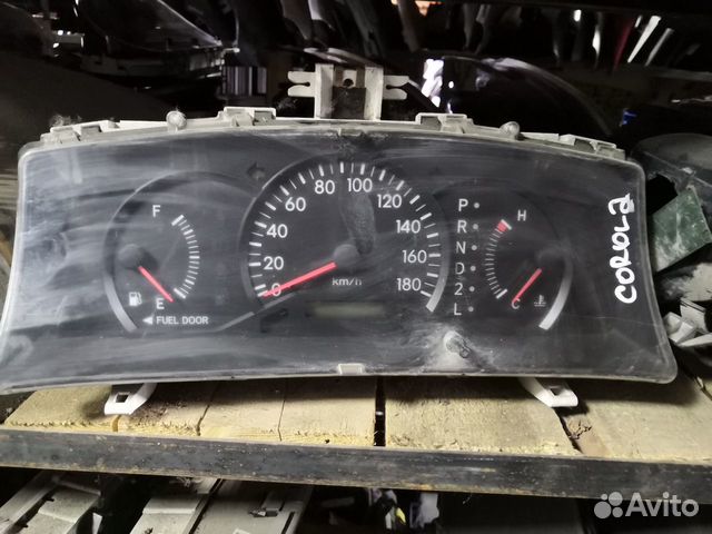Щиток приборов Toyota Corolla 120 Королла