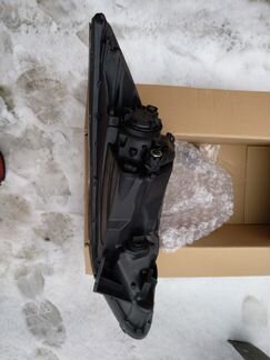 Hyundai Solaris передняя правая фара