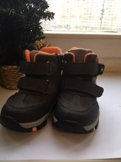 Ботинки зимние размер 22