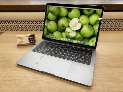 MacBook Pro 13 2017 (i7 3.5/16/256Gb) Ростест