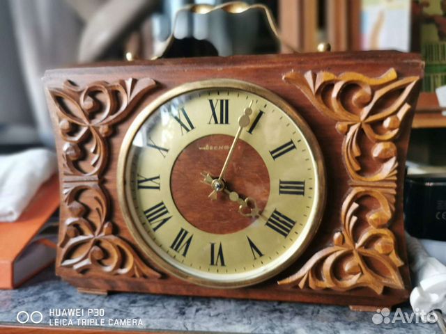 Настольные часы Весна