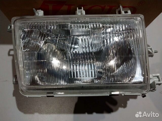 Фара основная правая toyota corona