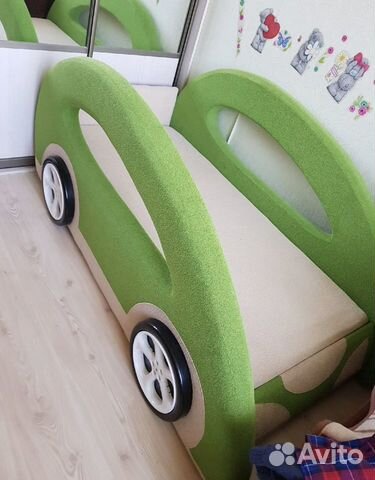 Детский диван кровать растущий стол и стул