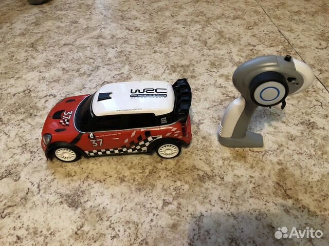 Автомобили на радиоупралении