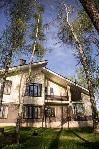 Коттедж 500 м² на участке 15 сот.