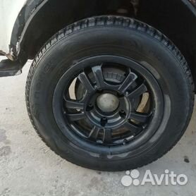 Обычная Нива и модификация 3 Нива Бронто Рысь 1, Нива Бронто Рысь 2 и Нива Бронто Рысь 3 противостоят Ниве Бронто. Характеристики, стоимость и стоимость модификаций