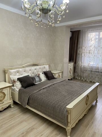 1-к. квартира, 52 м², 2/10 эт.