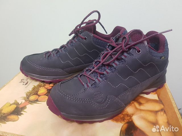 Кроссовки женские Goretex новые 39,5