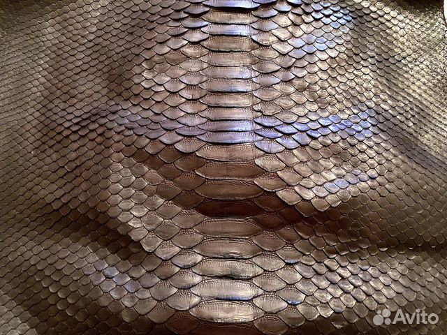 Кожа питона, в тёмно-коричневом цвете