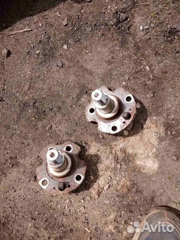 Задняя цапфа Skoda Rapid I