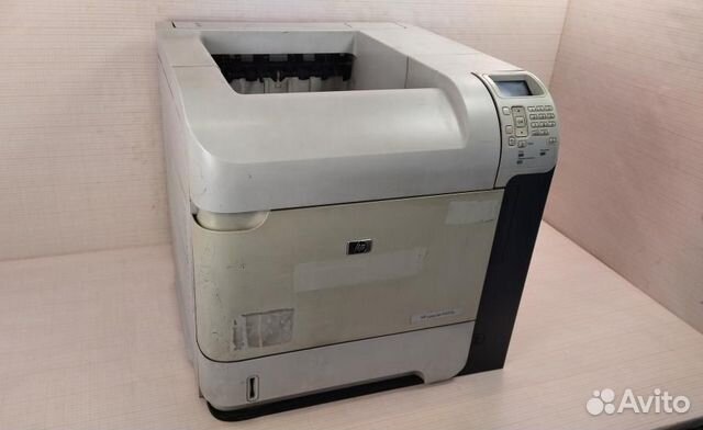Принтер HP LaserJet P4515n б/у, не включается