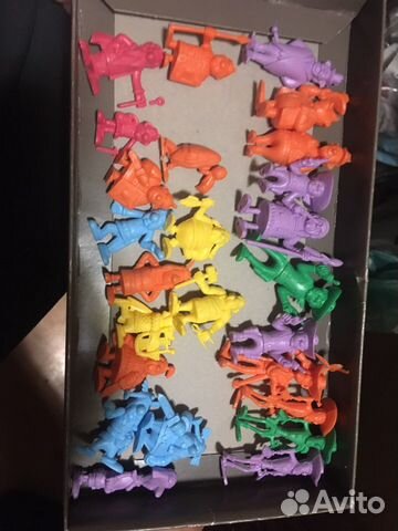 Редчайшие фигурки 60-70-х годов Астерикс, индейцы