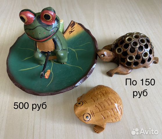 Сувенирные лягушки