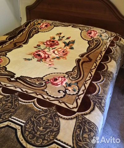 Покрывало, пледы