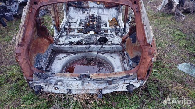 Ниссан Кашкай J10 задняя панель задка