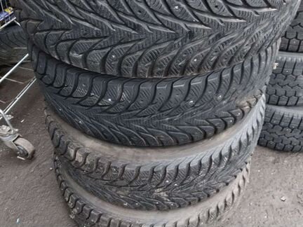 Yokohama Ice Guard IG35 215/55 R18 95T