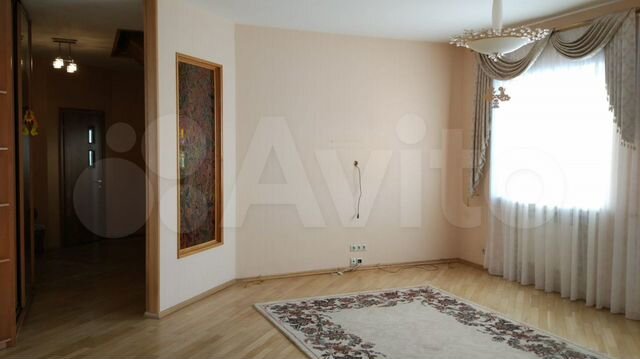 5-к. квартира, 168 м², 3/5 эт.