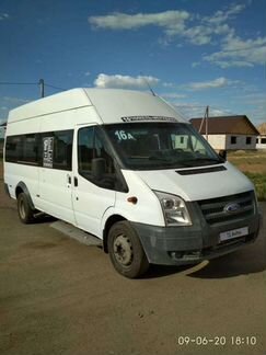 Ford Transit микроавтобус, 2013