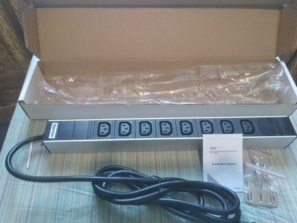 Блок розеток в стойку Hyperline SHT19-8IEC-2.5IEC