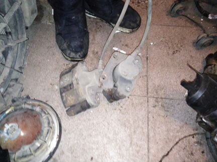 Суппорт Renault Logan