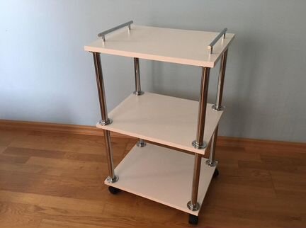 Этажерка (тележка) мастера косметолога