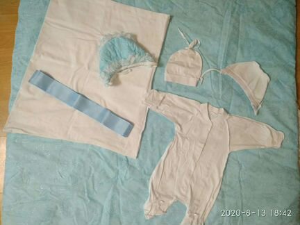 Комплект на выписку 7 пр. для новорожденного