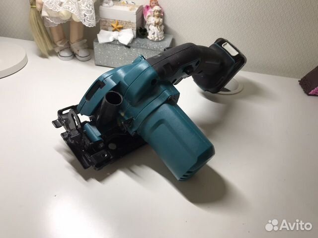 Аккумуляторная дисковая пила Makita hs301dwae