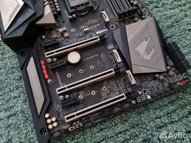 Материнская плата gigabyte Z390 aorus master