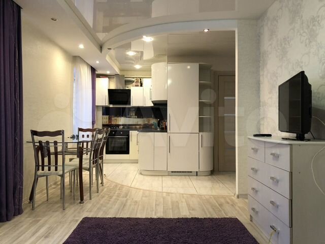 2-к. квартира, 45 м², 1/10 эт.