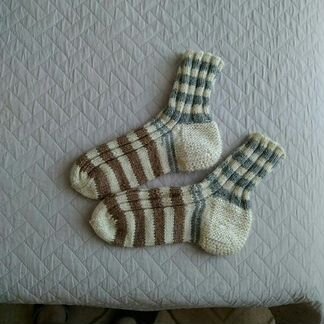 Носки шерстяные, следки и варежки