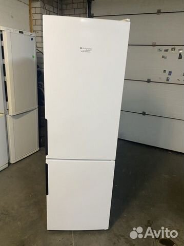 Холодильник Hotpoint Ariston No frost (2.камеры)