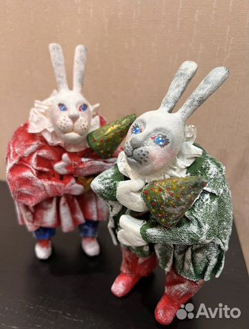 Зайцы (папье маше)