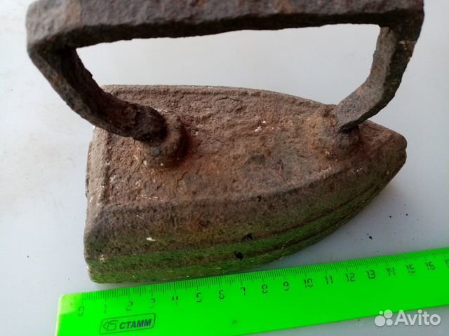 Утюг старинный