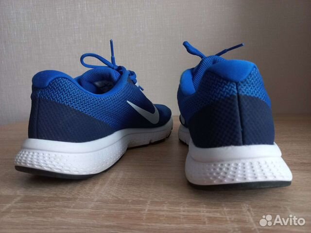 Кроссовки Nike