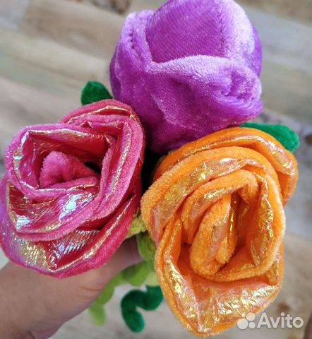 Декоративные плюшевые цветы