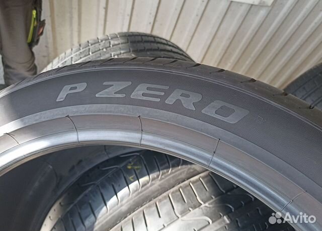 Pirelli P Zero II 285/40 R22
